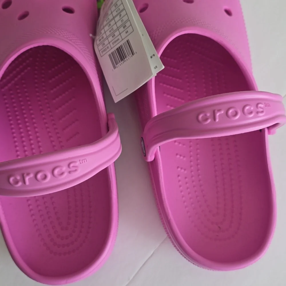 NWT Crocs Classic Pink Adult Size 13